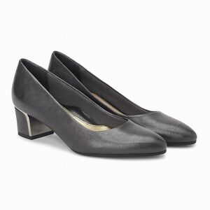 Soft Style by Hush Puppies Women’s Deanna Dress Pump Pewter Metallic 6 Wide NWOT